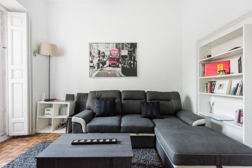 M&F Apartaments Chueca Madryt Zewnętrze zdjęcie